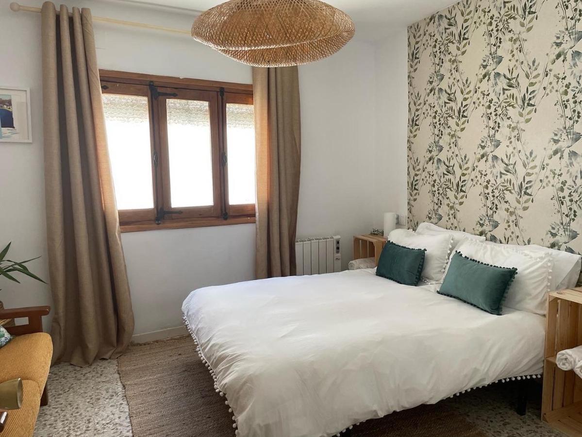 Casa Arbol Holiday home Pedro Bernardo