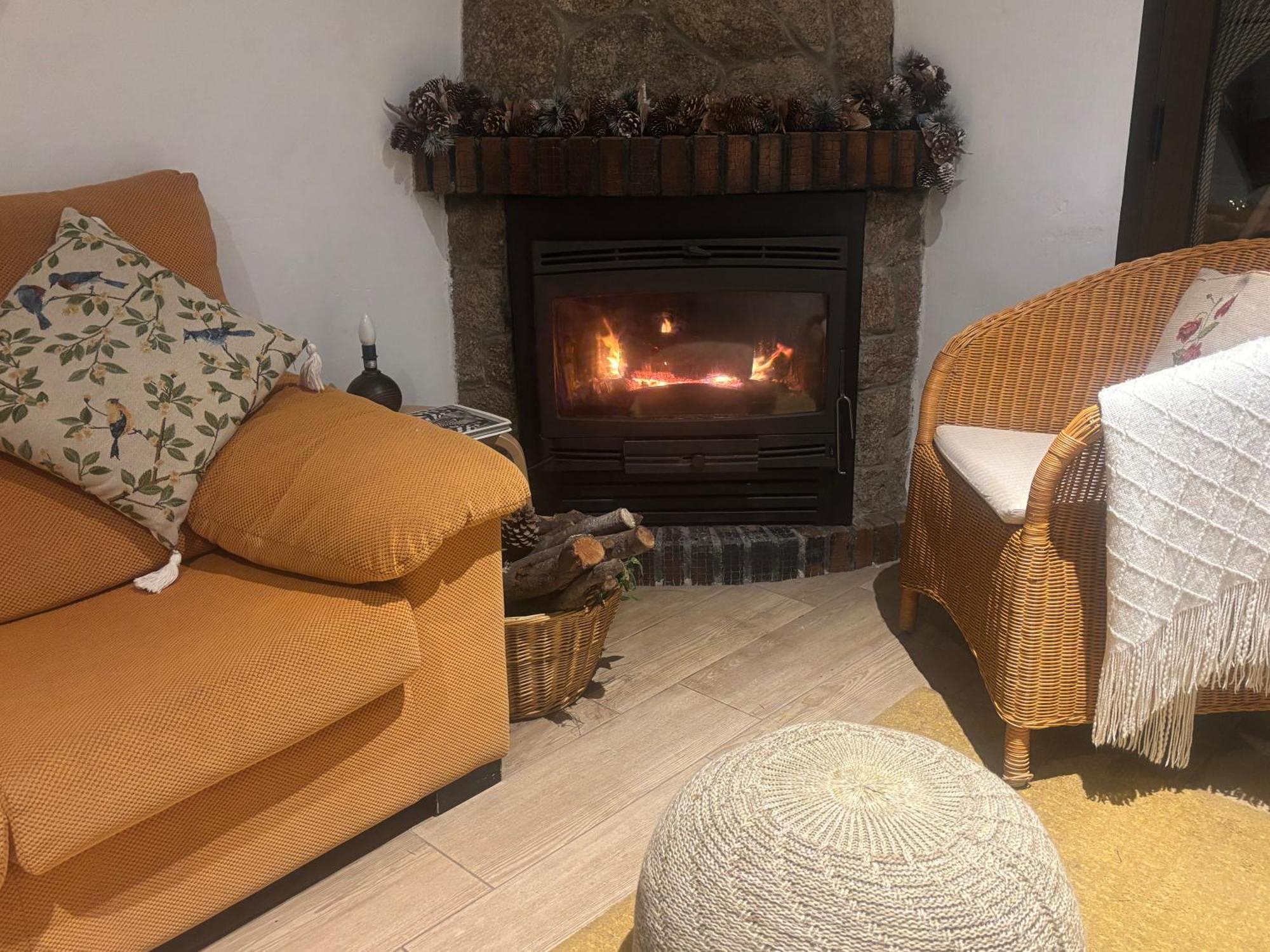 Casa Arbol Holiday home Pedro Bernardo